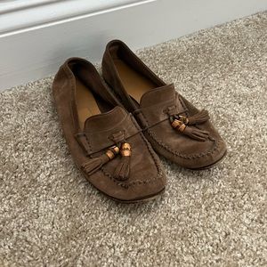 Gucci Suede Women’s Loafers with Tassel